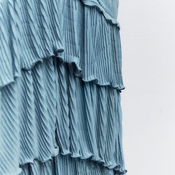 🌹NWT. Zara Light Blue Pleated Asymmetric V-Neck Mini Dress. Size L. - Picture 9 of 13